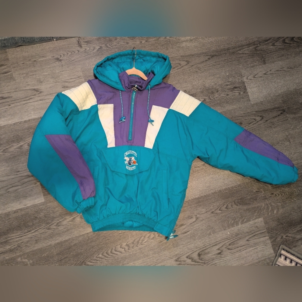 Official STARTER Charlotte Hornets Bomber Jacket Size SMALL